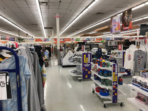 Department Store «Big Lots», reviews and photos, 5600 Mercury Dr, Dearborn, MI 48126, USA