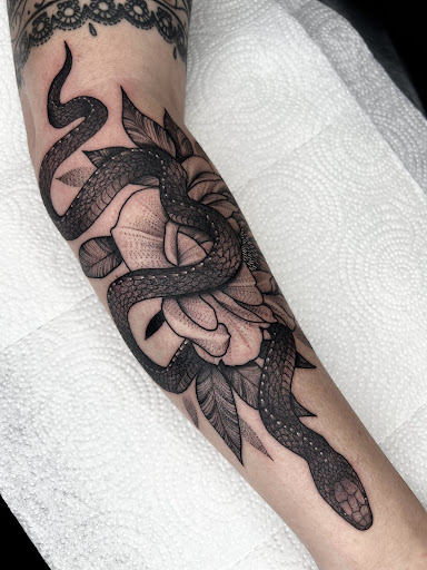 Find best hand tattoo ideas for your next unique tattoo in Savannah at tattoos by delan