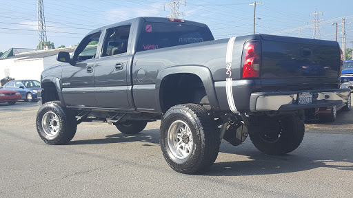 Auto Body Shop «Maaco Collision Repair & Auto Painting», reviews and photos, 1650 Silas Creek Pkwy, Winston-Salem, NC 27127, USA