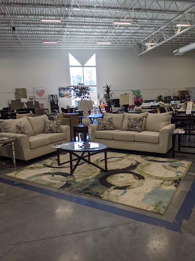 Outlet Store «Rooms To Go Outlet Furniture Store - Pearl River», reviews and photos, 63295 Old Military Rd, Pearl River, LA 70452, USA