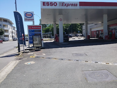 ESSO EXPRESS BORDEAUX PYRENEES à Talence