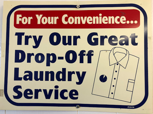 Laundromat «Suds & Duds coin and credit card laundry», reviews and photos, 975 N Aviation Blvd, Manhattan Beach, CA 90266, USA