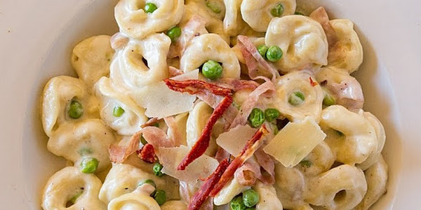 Retro Life Cafe  Restaurant