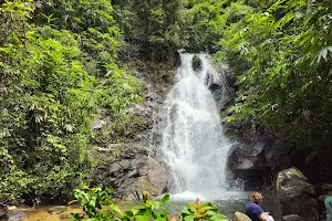 Sai Rung Waterfall image