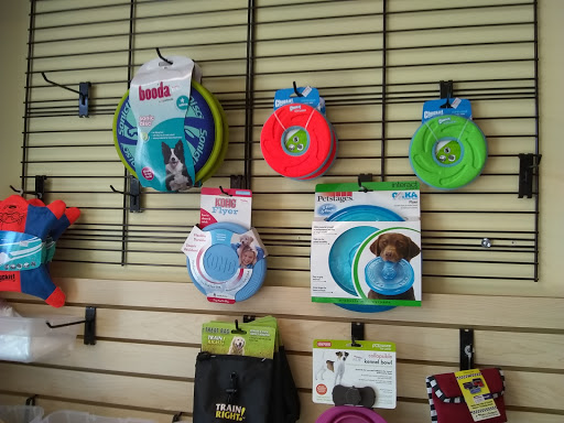 Pet Supply Store «Paws in the City Cary NC», reviews and photos, 1105 Tryon Village Dr #303, Cary, NC 27518, USA