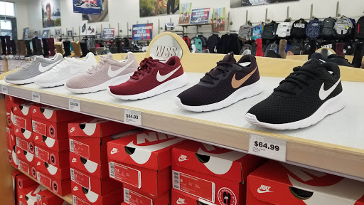 Shoe Store «WSS», reviews and photos, 1638 E Fremont St, Stockton, CA 95205, USA