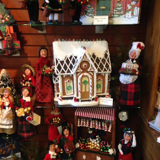 Gift Shop «Chagrin Cards & Gifts», reviews and photos, 12 N Main St, Chagrin Falls, OH 44022, USA