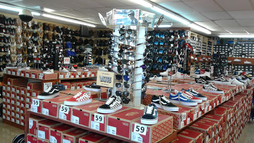 Shoe Store «Shoe City», reviews and photos, 17401 Bellflower Blvd, Bellflower, CA 90706, USA