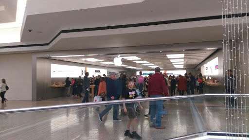 Computer Store «Apple Westfarms», reviews and photos, 500 W Farms Mall, Farmington, CT 06032, USA