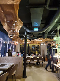 Atmosphère du Restaurant de grillades coréennes Soon Grill Champs-Elysées 순그릴 샹젤리제 à Paris - n°16