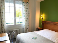 Chambres du Restaurant Logis Hôtel les Airelles à Neufchâtel-en-Bray - n°10