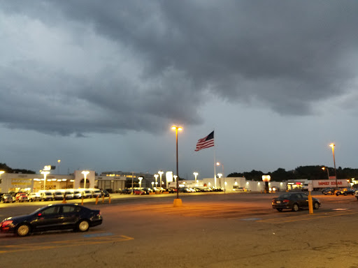 Liquor Store «Austin Liquors», reviews and photos, 117 Gold Star Blvd, Worcester, MA 01606, USA