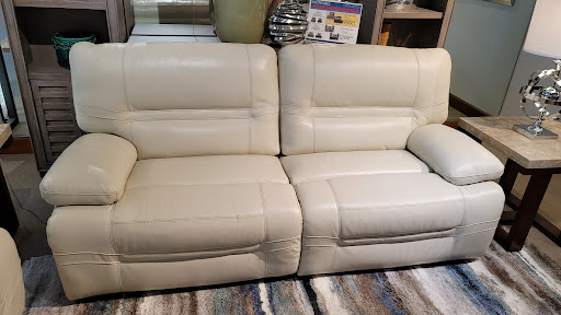 Furniture Store «Rooms To Go & Rooms To Go Kids Furniture Store - Dadeland (Miami)», reviews and photos, 7360 N Kendall Dr, Miami, FL 33156, USA