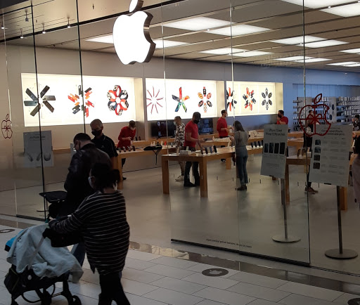 Computer Store «Apple Barton Creek», reviews and photos, 2901 S Capital of Texas Hwy, Austin, TX 78746, USA