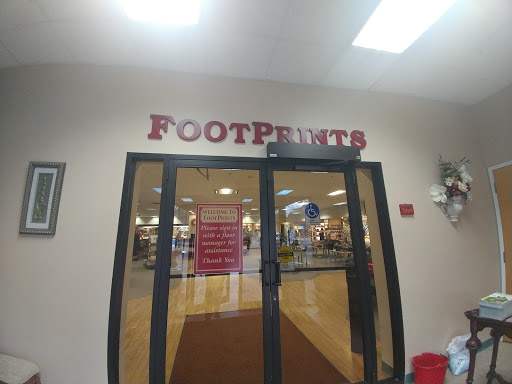Shoe Store «Footprints Fashion & Footwear», reviews and photos, 79 Costello Rd, Newington, CT 06111, USA
