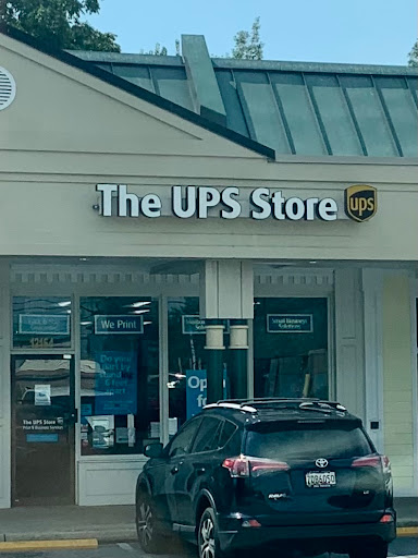 Shipping and Mailing Service «The UPS Store», reviews and photos, 12154 Darnestown Rd, Gaithersburg, MD 20878, USA