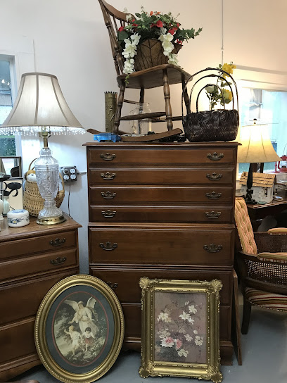 Past Times Antiques and Collectibles