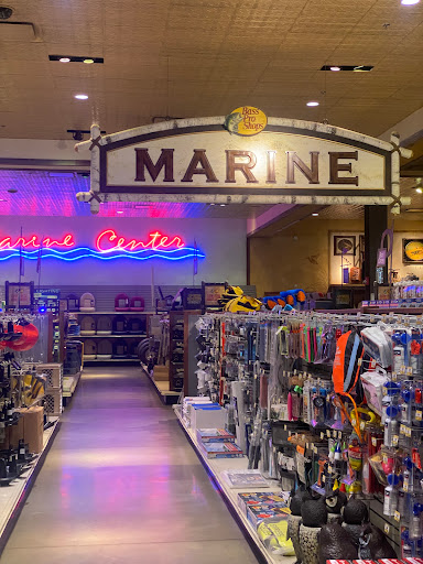Sporting Goods Store «Bass Pro Shops», reviews and photos, 1356 Bass Pro Dr, Manteca, CA 95337, USA