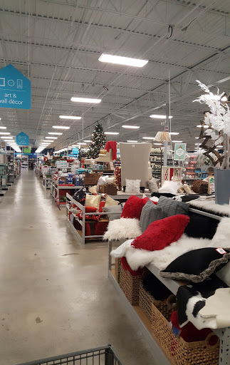 Home Goods Store «At Home», reviews and photos, 3700 S Campbell Ave, Springfield, MO 65807, USA