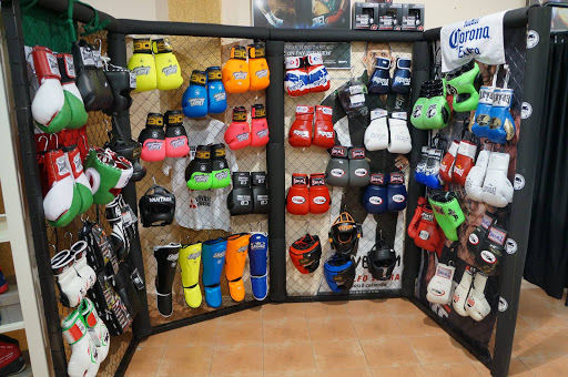 Urban Fighter: tienda de boxeo, MMA, Muay Thai y artes marciales