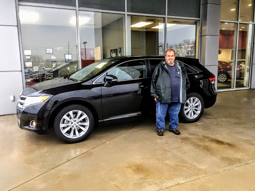 Car Dealer «Toyota of Warsaw», reviews and photos, 448 W 250 N, Warsaw, IN 46582, USA