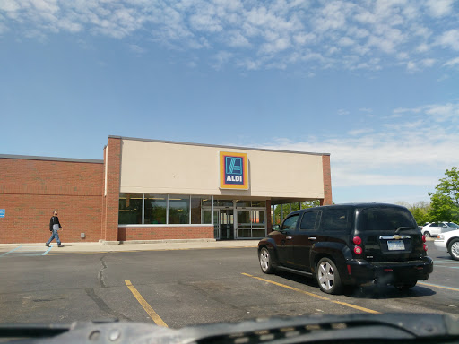Supermarket «ALDI», reviews and photos, 5340 W Pierson Rd, Flushing, MI 48433, USA