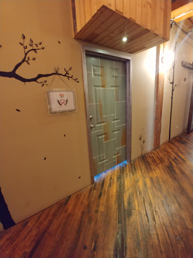 Tattoo Shop «9 Mag Tattoo», reviews and photos, 2150 S Canalport Ave, Chicago, IL 60608, USA