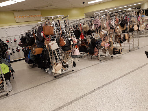 Clothing Store «Ross Dress for Less», reviews and photos, 75 Bellam Blvd, San Rafael, CA 94901, USA