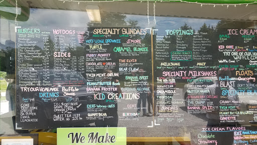 Ice Cream Shop «Chunky Monkey Ice Cream Shop», reviews and photos, 139 Little Senator Cir, Clinton, TN 37716, USA