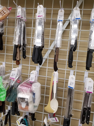 Thrift Store «Savers», reviews and photos, 3900 Tyler St, Riverside, CA 92503, USA