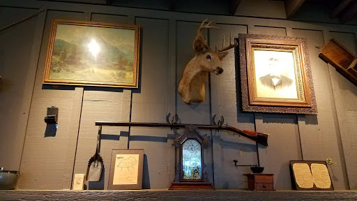 American Restaurant «Cracker Barrel Old Country Store», reviews and photos, 103 Paradise St, Manchester, TN 37355, USA
