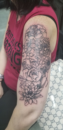 Tattoo Shop «Rose & Anchor Tattoo», reviews and photos, 930 S Mason Rd, Katy, TX 77450, USA