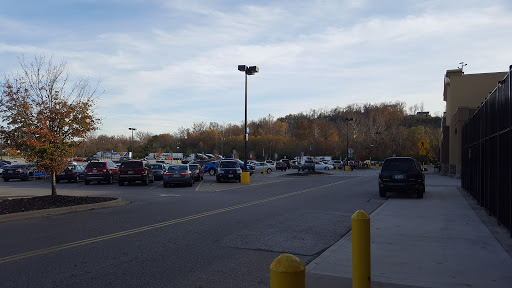 Department Store «Walmart Supercenter», reviews and photos, 201 Chamber Dr, Milford, OH 45150, USA