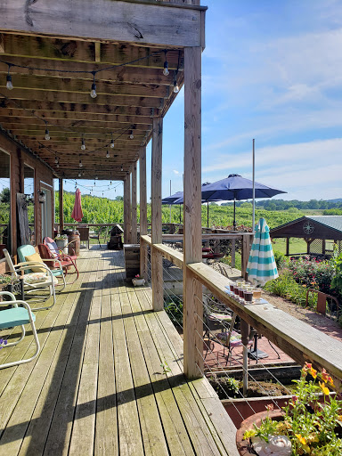 Winery «Third Hill Winery @ DeMello Vineyards», reviews and photos, 2110 Quicksburg Rd, Quicksburg, VA 22847, USA