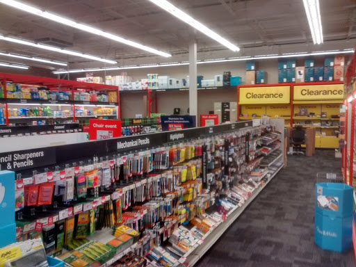 Office Supply Store «Staples», reviews and photos, 921 E Broad St, Fuquay Varina, NC 27526, USA