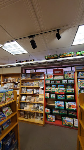 Gift Shop «CA State Railroad Museum Store», reviews and photos, 125 I St, Sacramento, CA 95814, USA