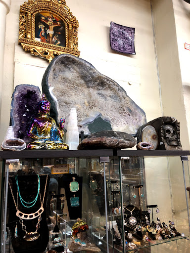 Jewelry Store «Gold Door Jewelry & Art», reviews and photos, 1434 SE 37th Ave, Portland, OR 97214, USA