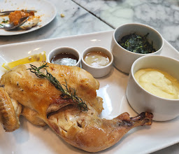 Another Hound Cafe - Siam Paragon photo
