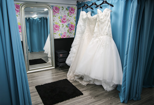 Bridal Shop «Second Summer Bride, By Appointment», reviews and photos, 1433 Fulton Ave A, Sacramento, CA 95825, USA