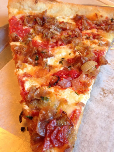 #1 best pizza place in Massapequa - Leonardo's Pizza