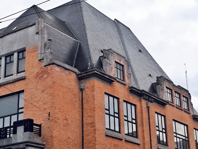 Beoordelingen van Gemeentehuis van Vorst in Brussel - Timmerman