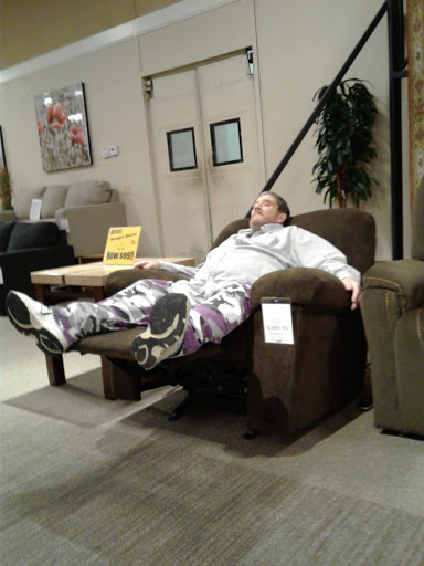 Furniture Store «Ashley HomeStore», reviews and photos, 615 Baltimore Pike, Bel Air, MD 21014, USA