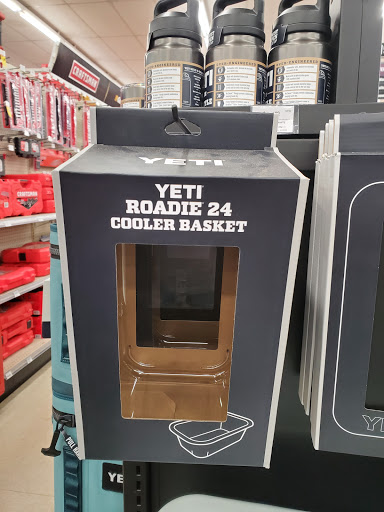 Hardware Store «Great Lakes Ace Hardware», reviews and photos, 5060 Dixie Hwy, Waterford Twp, MI 48329, USA