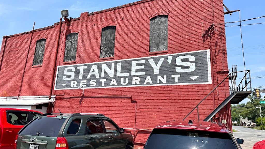 Stanley's On North Broad 30161