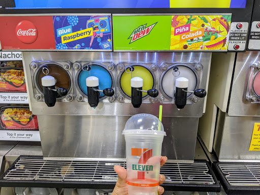 Convenience Store «7-Eleven», reviews and photos, 200 E Main St, Monroe, WA 98272, USA