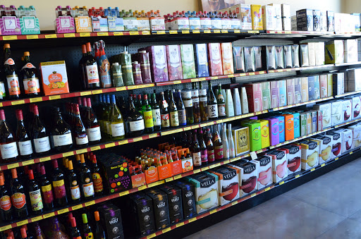 Wine Store «Favorite Liquors», reviews and photos, 2570 Madison St, Clarksville, TN 37043, USA