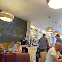 Atmosphère du Restaurant L'Entre Nous à Arras - n°10
