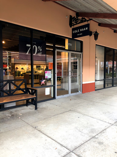 Outlet Store «Pottery Barn Outlet», reviews and photos, 800 GA-400, Dawsonville, GA 30534, USA