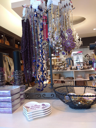 Shopping Mall «The Shops at West End», reviews and photos, 1621 West End Blvd, St Louis Park, MN 55416, USA