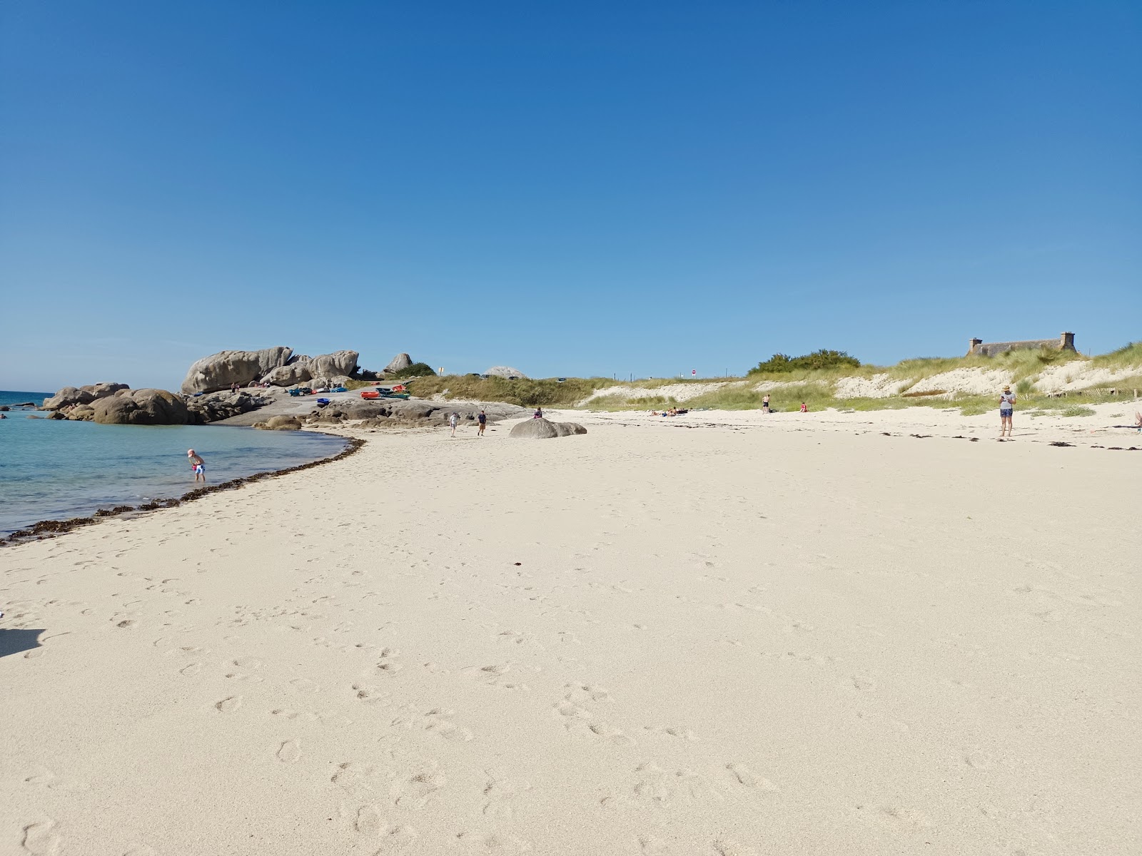 Plage Nodeven Ruduloc'in fotoğrafı düz ve uzun ile birlikte